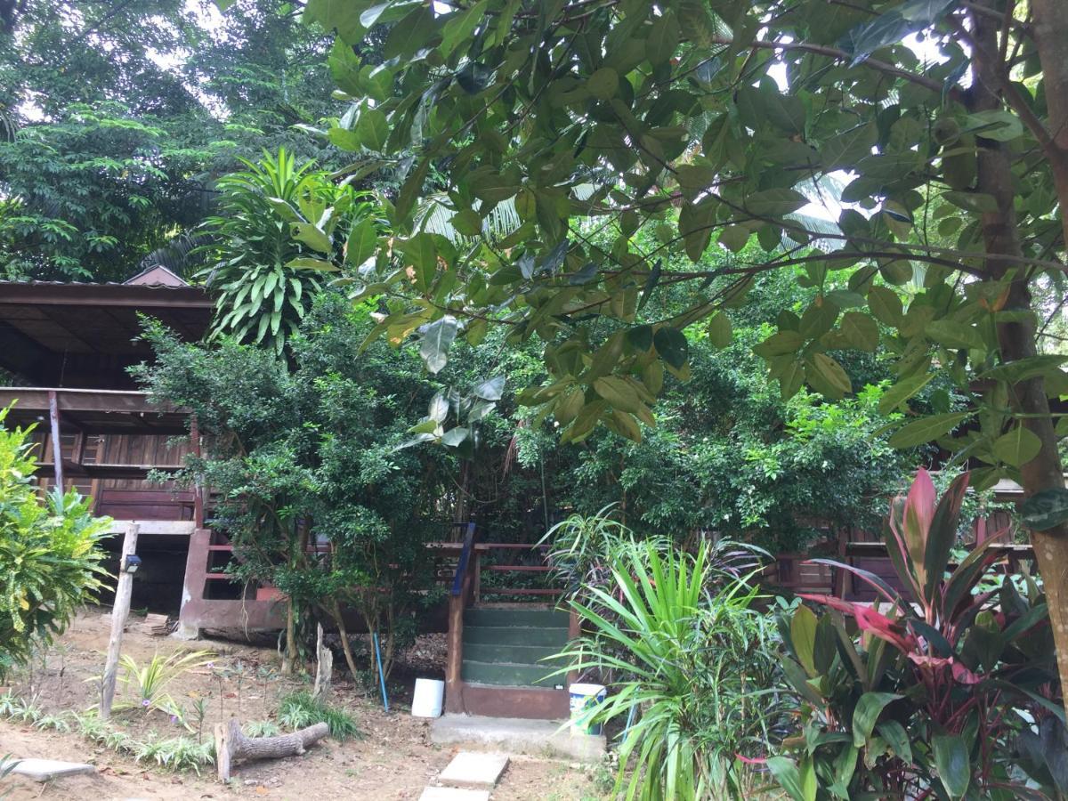 Phayam Garden View Hotel Koh Phayam Buitenkant foto